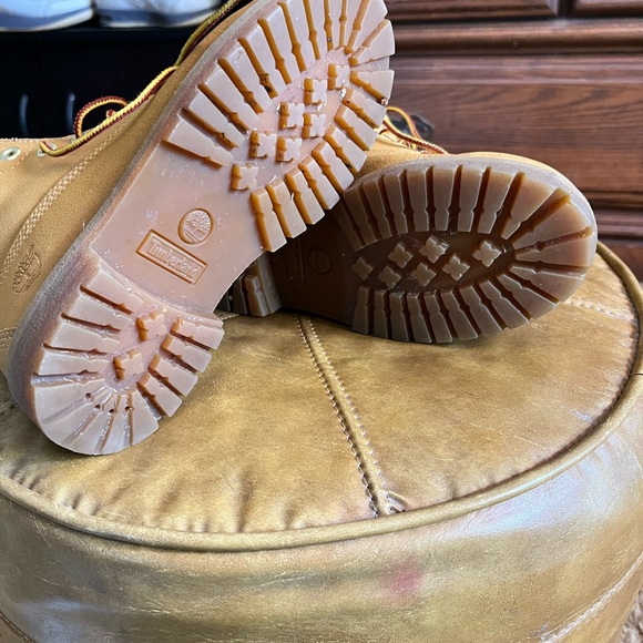Timberland boots ;please read description for size 😊 - Picture 5 of 9